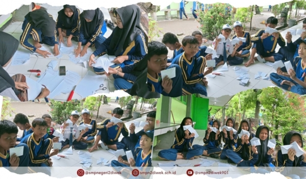 Manfaatkan Kertas Bekas di Sekolah, Peserta Didik SMP Negeri 2 Diwek Membuat Amplop
